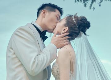 马思纯亮相新片首映，被误认为李湘，她怎么又胖了?